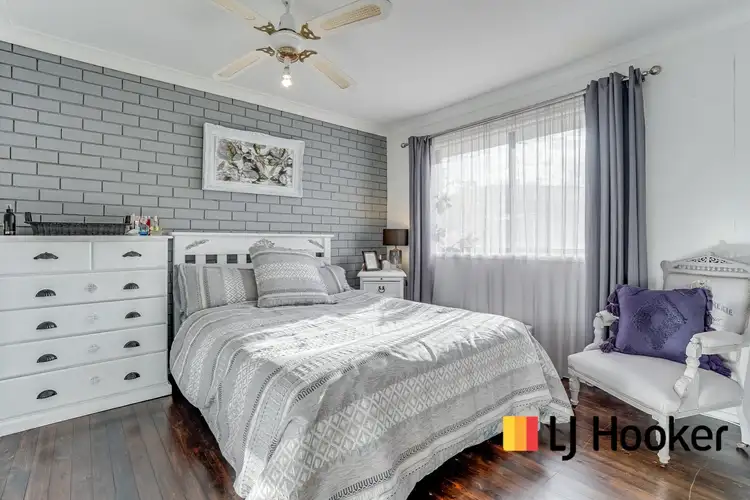 Fifth view of Homely house listing, 8 Keats Place, Ingleburn NSW 2565