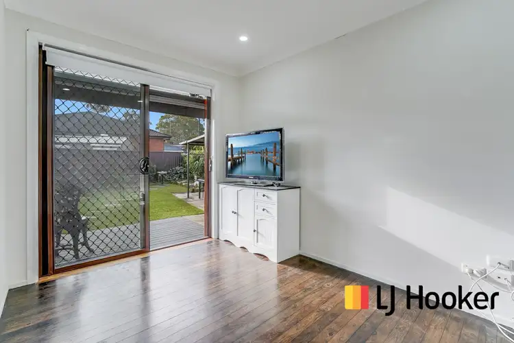 Seventh view of Homely house listing, 8 Keats Place, Ingleburn NSW 2565