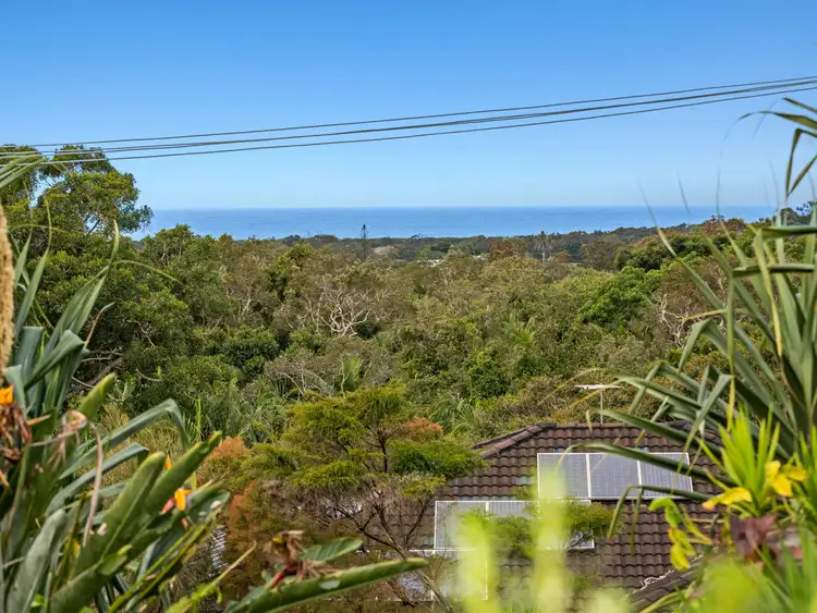 Fifth view of Homely house listing, 27 Martinelli Avenue, Banora Point NSW 2486