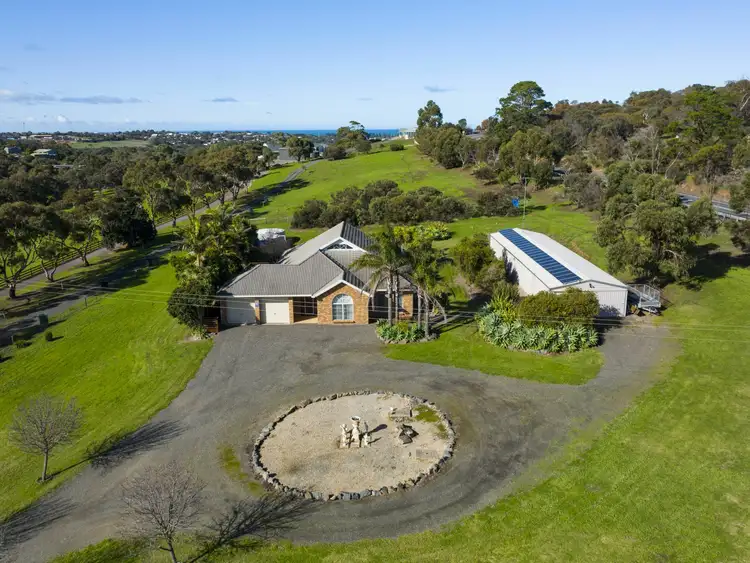 12 Swains Crossing Road, Victor Harbor SA 5211