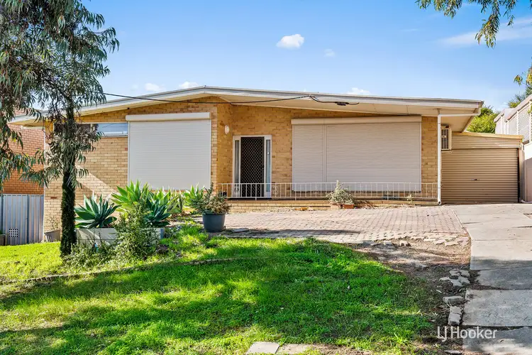 12 Canara Avenue, Para Hills SA 5096