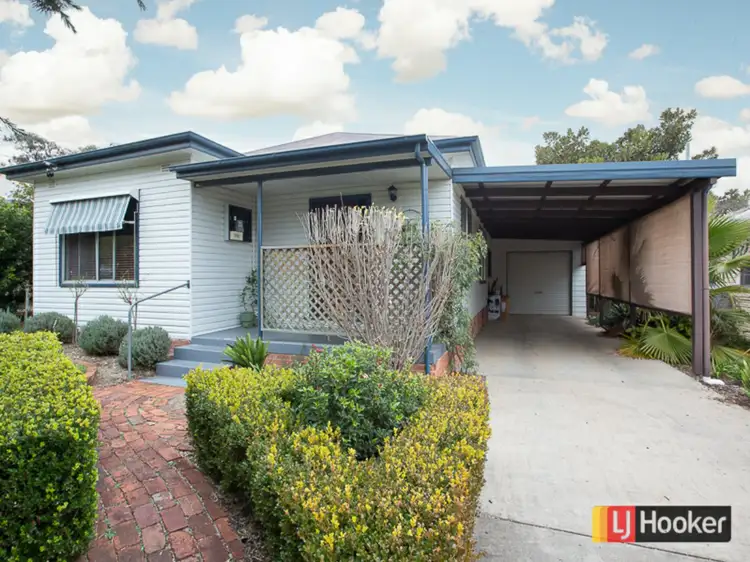 Main view of Homely house listing, 127 Piper St, East Tamworth NSW 2340