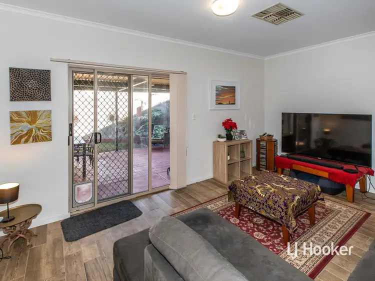 Sixth view of Homely unit listing, 2/1 Diarama Close, Araluen NT 870