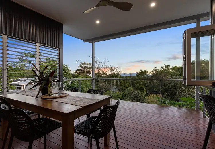 10 Stuart Street, Edge Hill QLD 4870