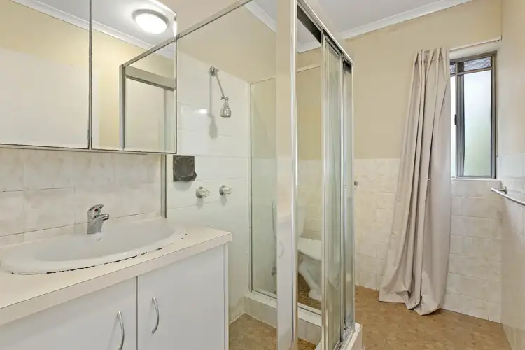 Fifth view of Homely apartment listing, 8/51 Gustavson Street, Annerley QLD 4103