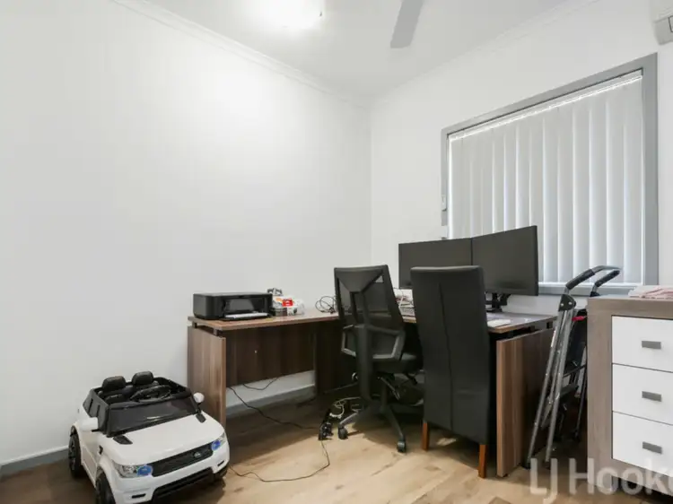 Fifth view of Homely house listing, 6 Parker Close, Baynton WA 6714