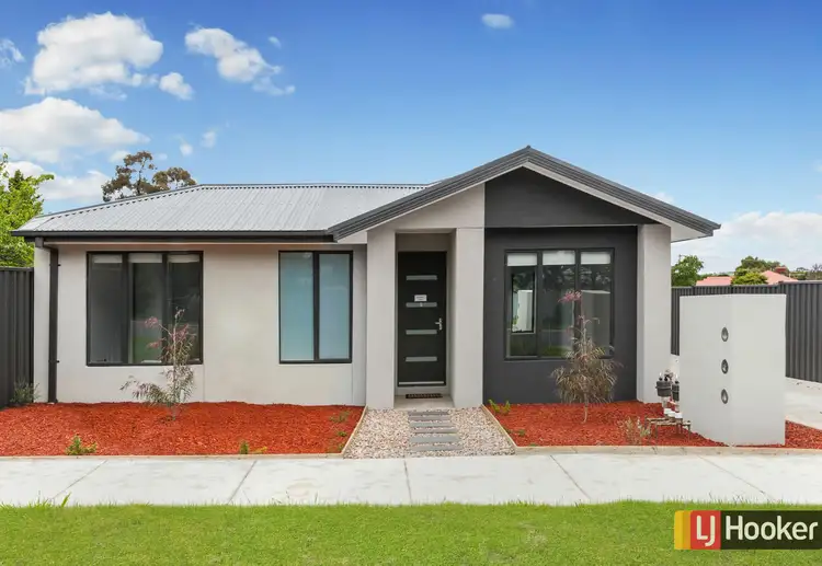 Unit 1/116 Bentinck Street, Wallan VIC 3756