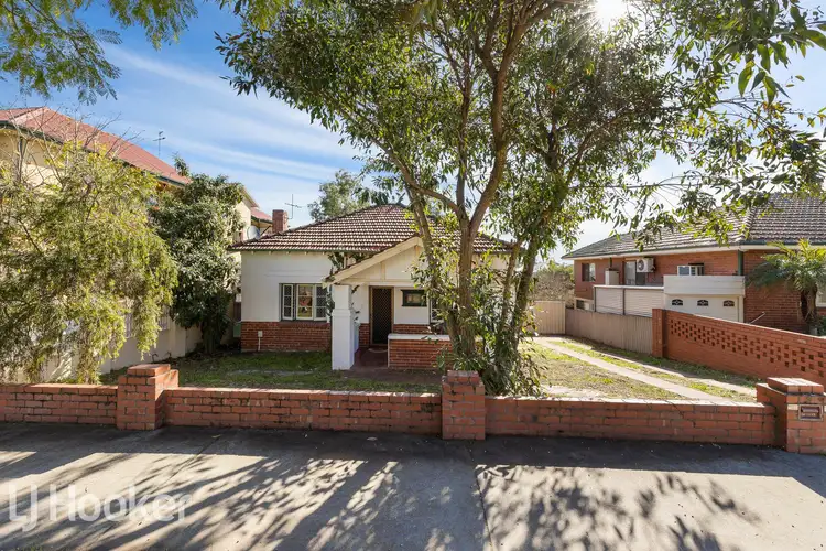 11 McMaster Street, Victoria Park WA 6100