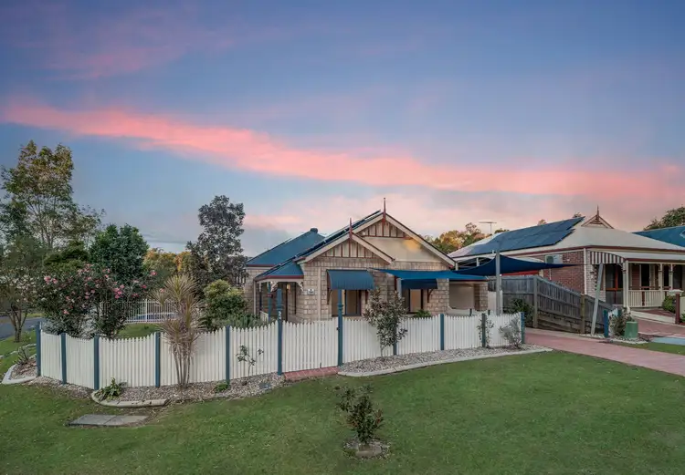 7 Mapleton Crescent, Forest Lake QLD 4078