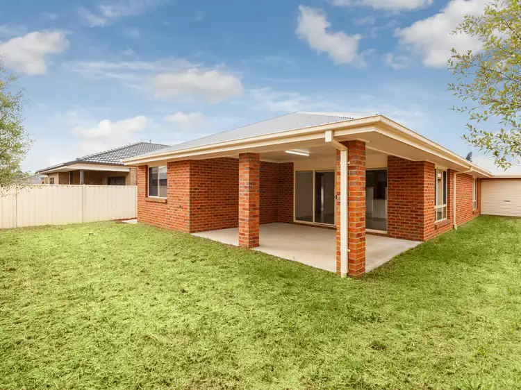 37 Mikada Boulevard, Kilmore VIC 3764