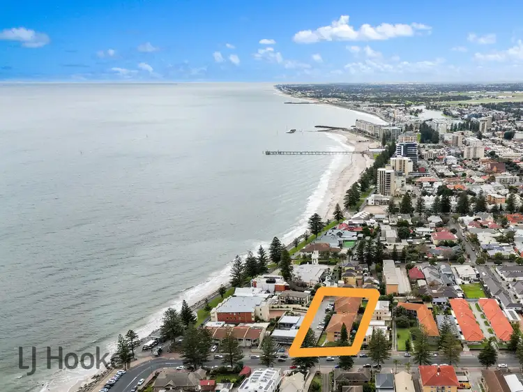 11/3 Broadway, Glenelg South SA 5045