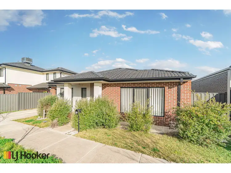 Second view of Homely house listing, 1 Hinter Way, Roxburgh Park VIC 3064