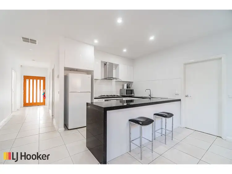 Fifth view of Homely house listing, 1 Hinter Way, Roxburgh Park VIC 3064