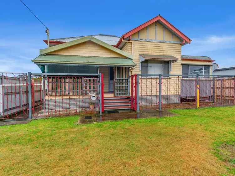 15 Albert Street, Warwick QLD 4370