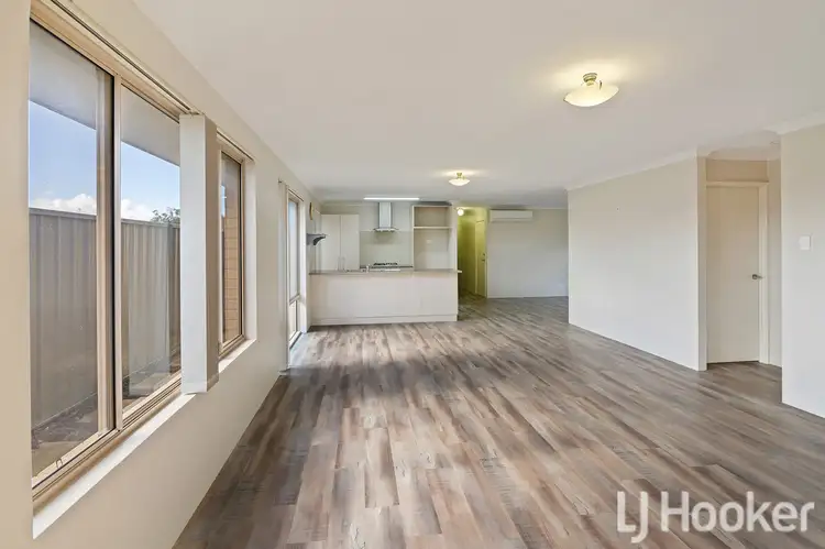 Sixth view of Homely house listing, 5 Silvereye Street, Kealy WA 6280