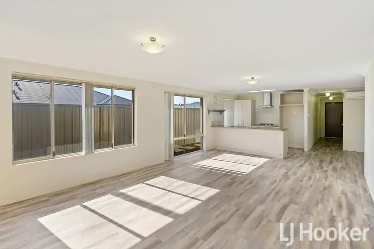 Seventh view of Homely house listing, 5 Silvereye Street, Kealy WA 6280