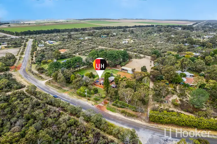 112 Birdwood Drive, Woodridge WA 6041