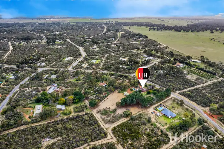 Second view of Homely house listing, 112 Birdwood Drive, Woodridge WA 6041