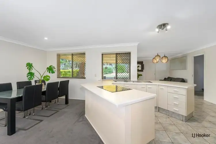 Second view of Homely house listing, 8 Jondique Avenue, Merrimac QLD 4226