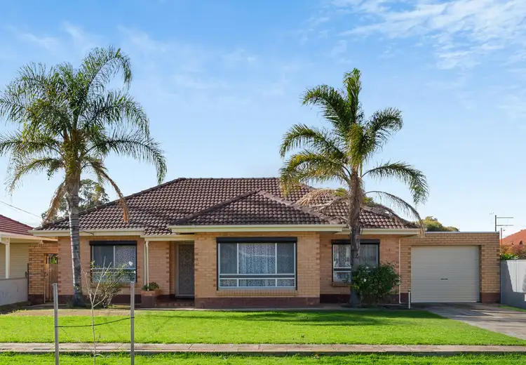 1 Dundee Avenue, Seaton SA 5023