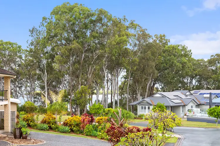 8 Seabrae Drive, Redland Bay QLD 4165