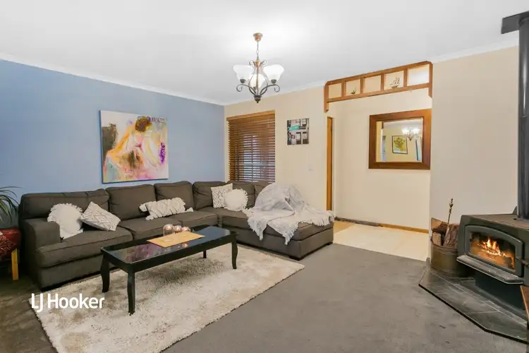 Fifth view of Homely house listing, 2 Middleton Crescent, Golden Grove SA 5125