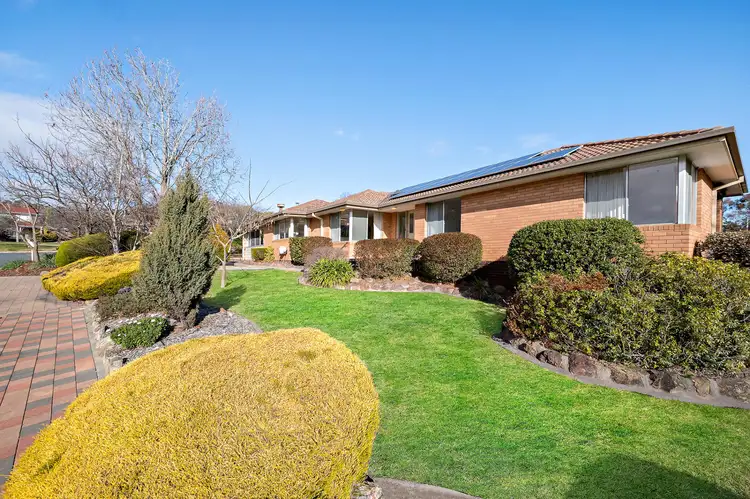 2 Cobar Place, Fisher ACT 2611