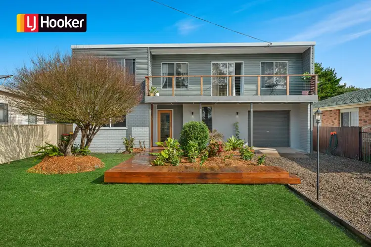 13 Carlton Crescent