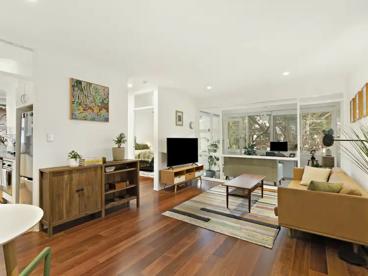 Third view of Homely apartment listing, 6/4 Grafton Crescent, Dee Why NSW 2099