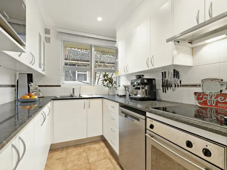 Fifth view of Homely apartment listing, 6/4 Grafton Crescent, Dee Why NSW 2099