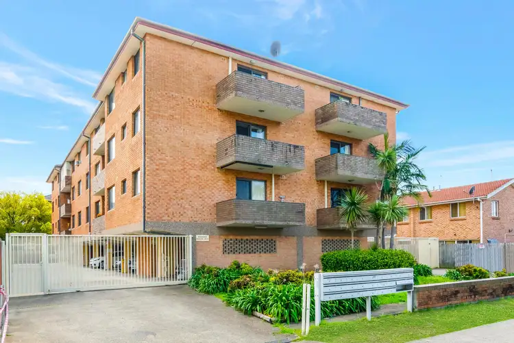 11/60 Harris Street, Fairfield NSW 2165