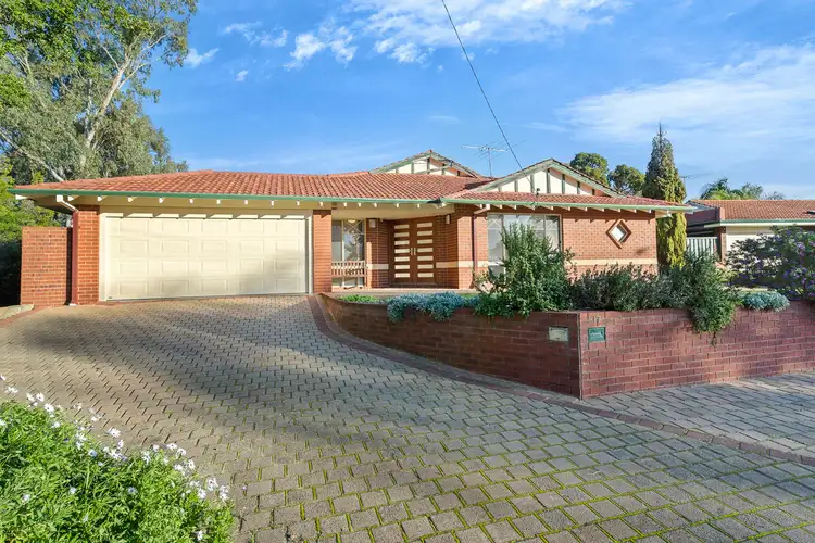 17 Bastion Court, Willetton WA 6155