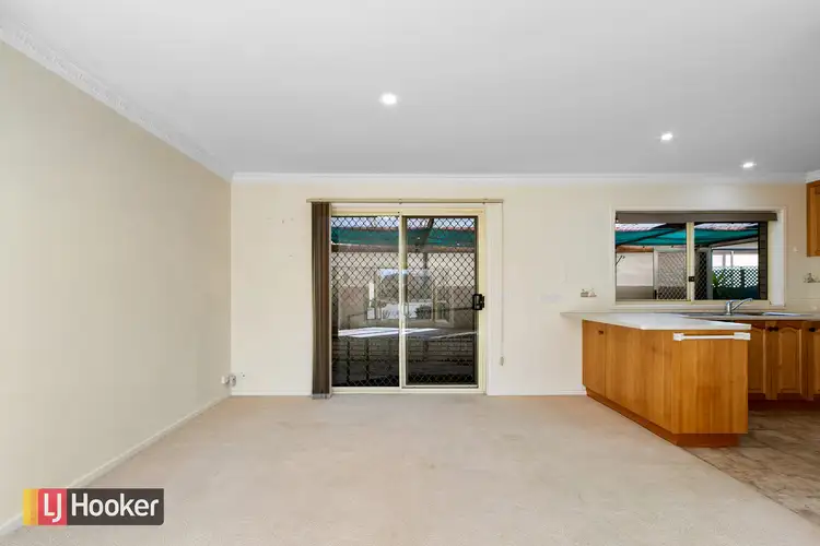 Fifth view of Homely unit listing, 4/16 Roadknight Street, Lakes Entrance VIC 3909