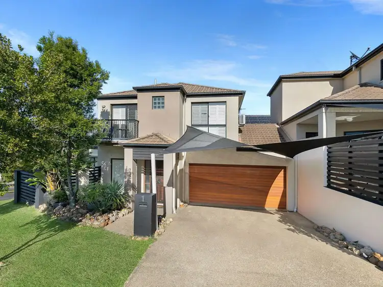 2/1 Montville Court, Varsity Lakes QLD 4227