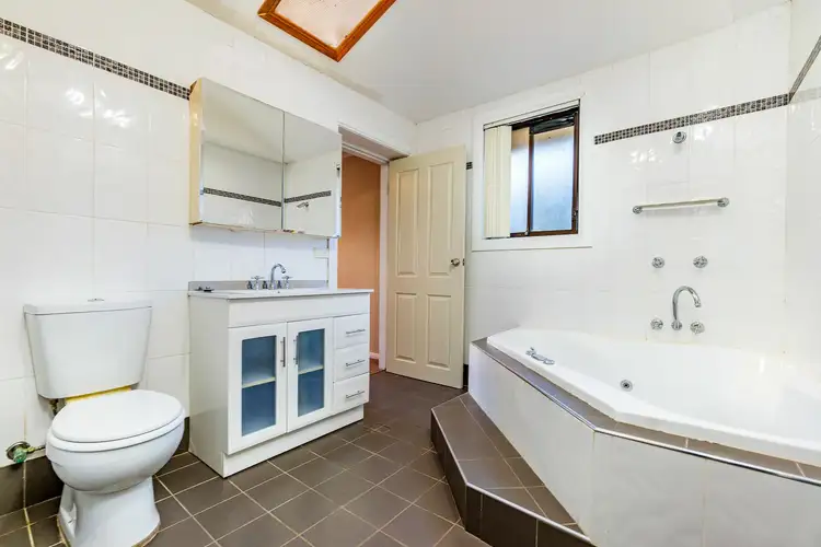 Sixth view of Homely house listing, 4 Newleaf Close, Werrington Downs NSW 2747