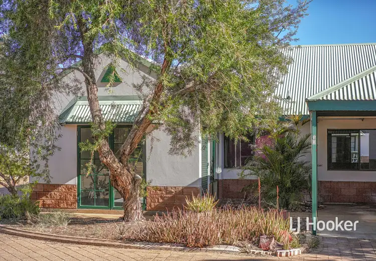 20/66 Cromwell Drive, Desert Springs NT 870