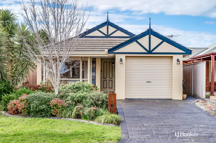 13 Bluebush Court, Craigmore SA 5114