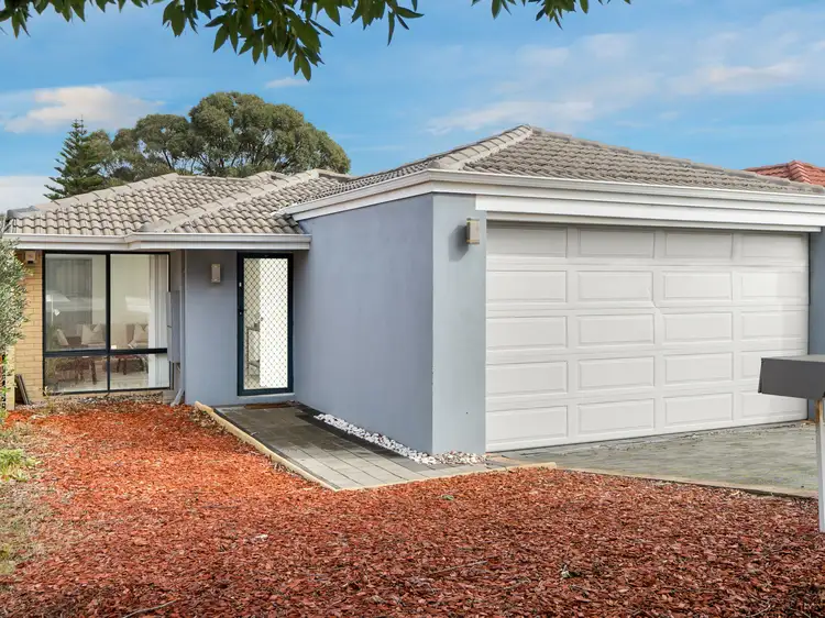 71 Cross Street, Queens Park WA 6107