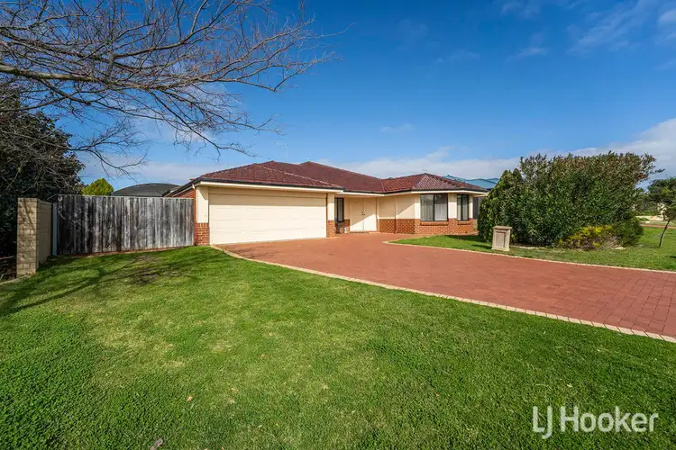 151 Peelwood Parade, Halls Head WA 6210
