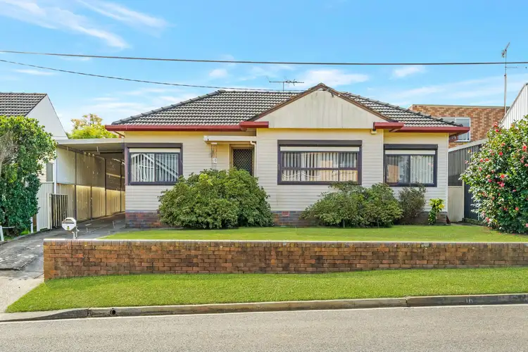 18 Craig Street, Smithfield NSW 2164