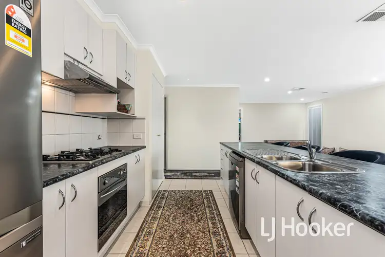 Sixth view of Homely house listing, 34 Eureka Crescent, Narre Warren South VIC 3805