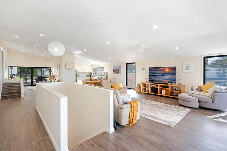 Sixth view of Homely house listing, 17 Skye Point Road, Coal Point NSW 2283