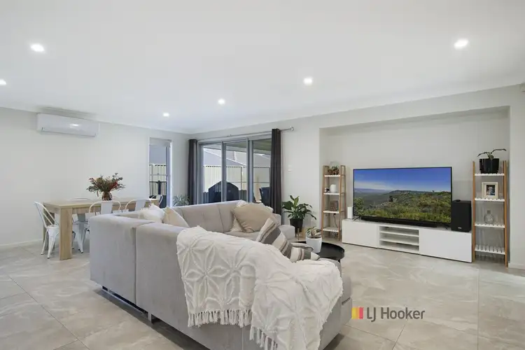 Fifth view of Homely house listing, 8 Carroll Circuit, Cooranbong NSW 2265
