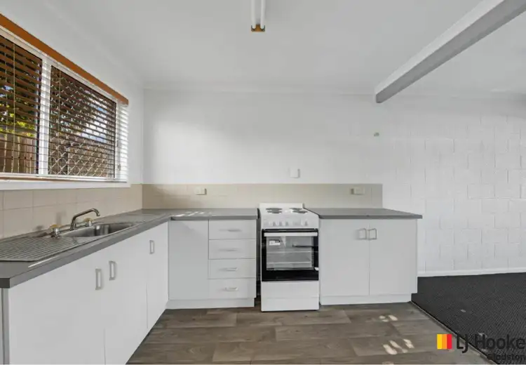 Fifth view of Homely unit listing, Unit 6/10 Chapman Drive, Clinton QLD 4680