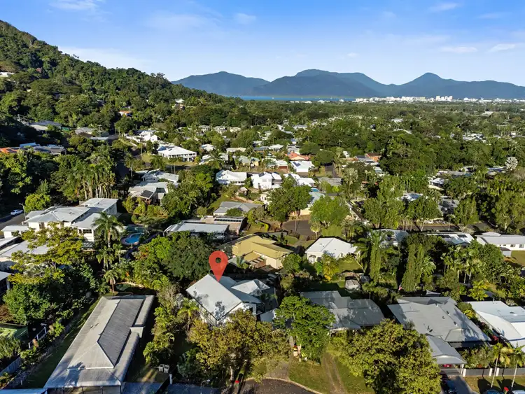 9 Iona Close, Edge Hill QLD 4870