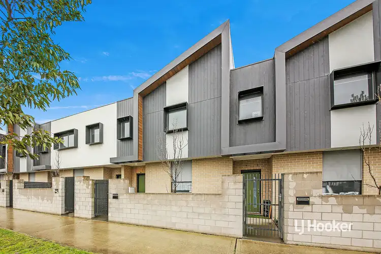 112 Station Street, Pakenham VIC 3810