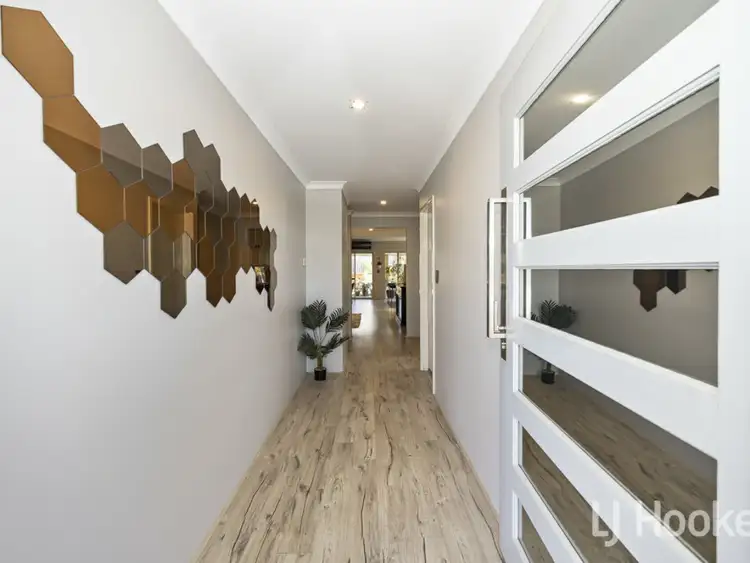 Second view of Homely house listing, 7 Shimmer Chase, Eglinton WA 6034