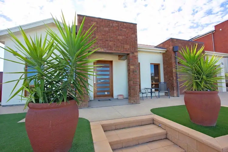 Second view of Homely house listing, 7 Thompson Circuit, Evanston Park SA 5116