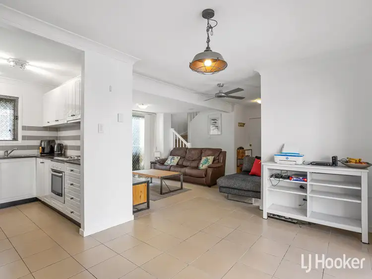 Fifth view of Homely unit listing, 2/36 Silvyn Street, Redcliffe QLD 4020