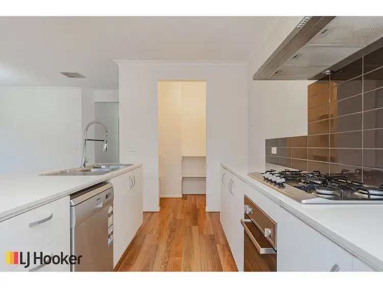 Sixth view of Homely house listing, 16 Natural Drive, Craigieburn VIC 3064